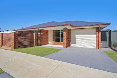 Property 111 Stanton Drive, THURGOONA NSW 2640 IMAGE 0