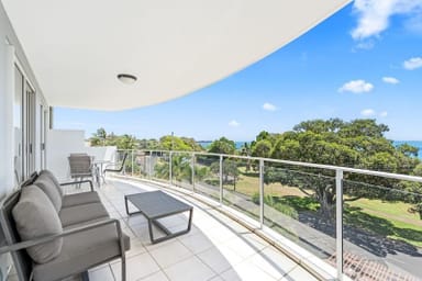 Property 304, 239 Esplanade, Pialba QLD 4655 IMAGE 0