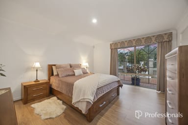 Property 4 Siderno Rise, HOCKING WA 6065 IMAGE 0