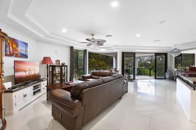 Property 36 Canada Place, Arundel QLD 4214 IMAGE 0