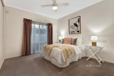 Property 32 Price Avenue, Mount Waverley VIC 3149 IMAGE 0