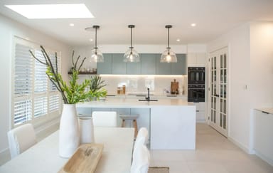 Property BUNDAMBA QLD 4304 IMAGE 0