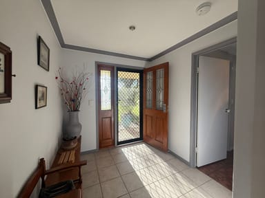 Property 21 Dawn Close, Rockyview QLD 4701 IMAGE 0