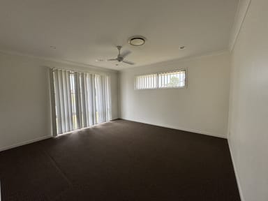 Property 4 Hayden Place, Moura QLD 4718 IMAGE 0