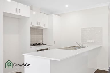Property LOGANLEA QLD 4131 IMAGE 0