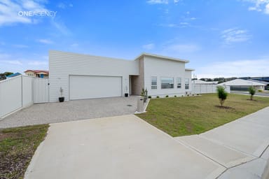 Property 42 Chardonnay Drive, Hawley Beach TAS 7307 IMAGE 0