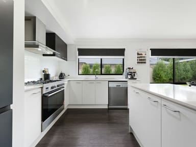 Property 2 Whitworth Drive, NICHOLSON VIC 3882 IMAGE 0