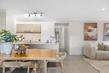 Property 7 Pine Place, Upper Kedron QLD 4055 IMAGE 0