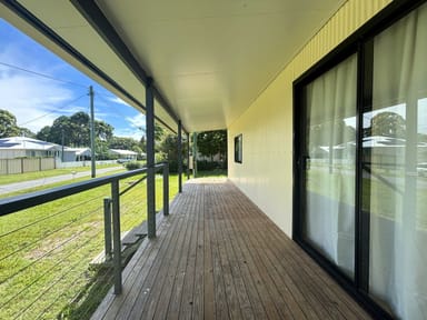 Property 17 Sentosa Terrace, MACLEAY ISLAND QLD 4184 IMAGE 0