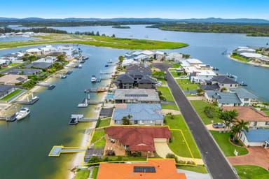 Property 13 Barellan Avenue, Yamba NSW 2464 IMAGE 0