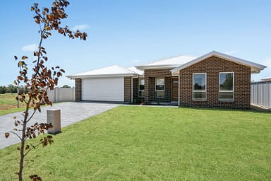 Property 8 Hawkins Street, Temora  IMAGE 0