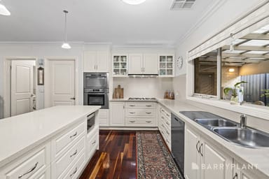 Property 4 Bellbird Place, Wandin North VIC 3139 IMAGE 0