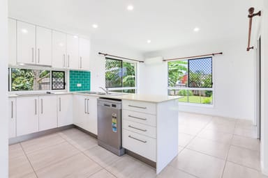 Property 2 Munckton Court, INNES PARK QLD 4670 IMAGE 0