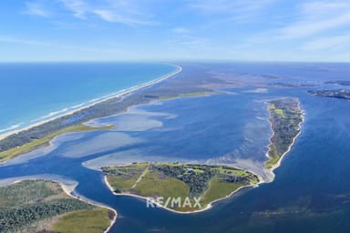 Property Nyerimilang Fraser Island, NYERIMILANG VIC 3909 IMAGE 0