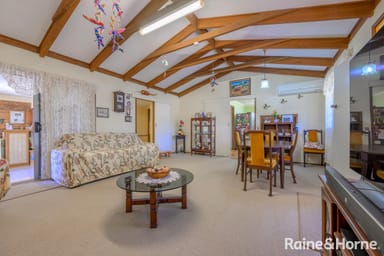 Property 27 Pashley Street, CLINTON QLD 4680 IMAGE 0