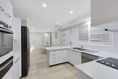 Property 5 Walch Avenue, BATEAU BAY NSW 2261 IMAGE 0