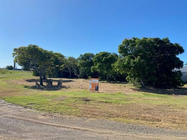 Property 17 Morris Street, BURNETT HEADS QLD 4670 IMAGE 0