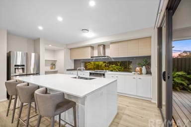 Property 15 MAJESTIC Crescent, HEMMANT QLD 4174 IMAGE 0