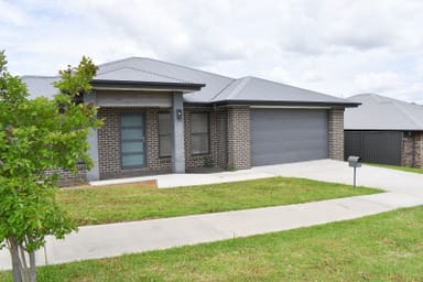 Property 10 SHERBORNE STREET, NORTH TAMWORTH NSW 2340 IMAGE 0