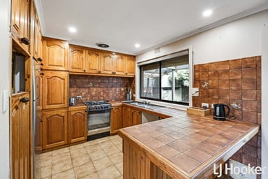 Property 5 Clendon Place, Melton West VIC 3337 IMAGE 0