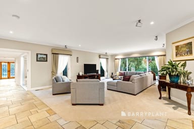 Property 2 Oakridge Close, Lysterfield South VIC 3156 IMAGE 0