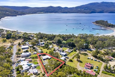 Property 35 Tasmans Arch Road, EAGLEHAWK NECK TAS 7179 IMAGE 0