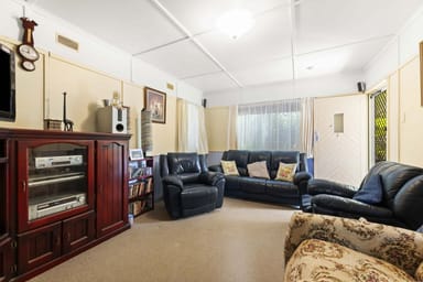 Property 25 Doyle Street, HARLAXTON QLD 4350 IMAGE 0