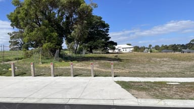Property 9 Jasmine Street, Bunyip VIC 3815 IMAGE 0