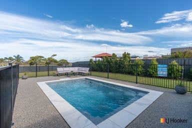 Property 190 Barolin Esplanade, Coral Cove QLD 4670 IMAGE 0