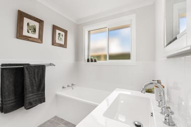 Property 17 Argyle Street, NEW BERRIMA NSW 2577 IMAGE 0