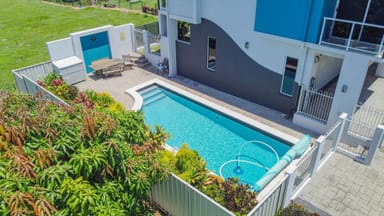 Property 1/15 MEIKLEVILLE Street, MEIKLEVILLE HILL QLD 4703 IMAGE 0