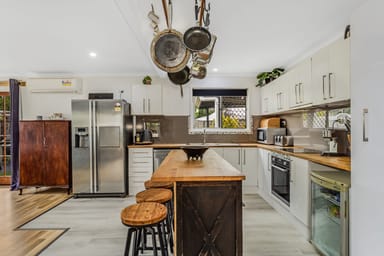 Property 8 Finch Court, DECEPTION BAY QLD 4508 IMAGE 0