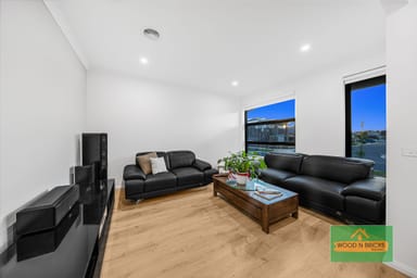 Property 27 Inverloch Avenue, CLYDE VIC 3978 IMAGE 0