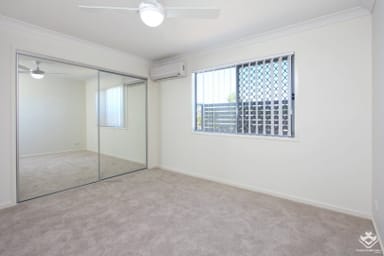 Property 11 / 12 Singh Street, Wynnum West QLD 4178 IMAGE 0