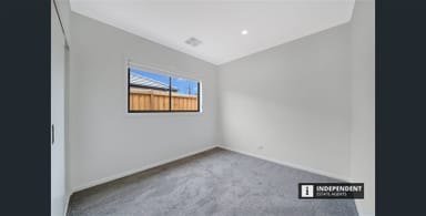 Property 7 Belle-Flur way, BROOKFIELD VIC 3338 IMAGE 0