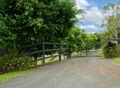 Property 6 Nargoon Street, Meringandan West QLD 4352 IMAGE 0