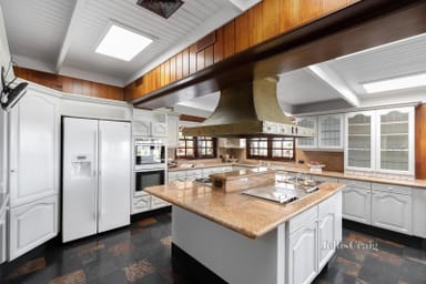 Property 9 Tieman Road, Yarrambat VIC 3091 IMAGE 0