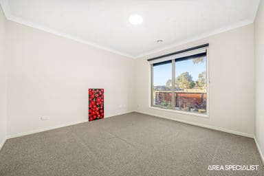 Property 74 Banjo Circuit, Lynbrook VIC 3975 IMAGE 0