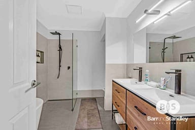 Property 13 Heritage Close, Leschenault WA 6233 IMAGE 0