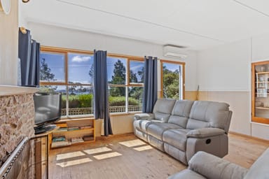 Property 423 Freycinet Drive, Coles Bay TAS 7215 IMAGE 0