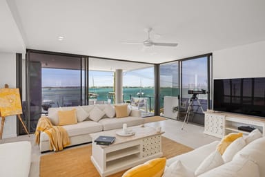 Property 301, 286 Marine Parade, Labrador QLD 4215 IMAGE 0