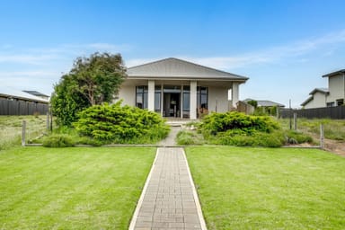 Property 81 Britannia Parade, Hindmarsh Island SA 5214 IMAGE 0