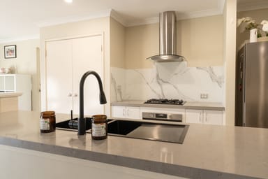 Property 11 Usher Meander, BALDIVIS WA 6171 IMAGE 0