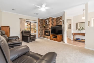 Property 3 Cuneata Close, LANGWARRIN VIC 3910 IMAGE 0