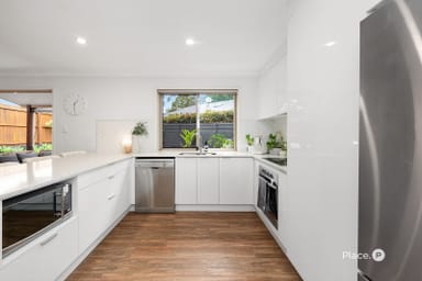 Property 19, 29 Oatland Crescent, Holland Park West QLD 4121 IMAGE 0