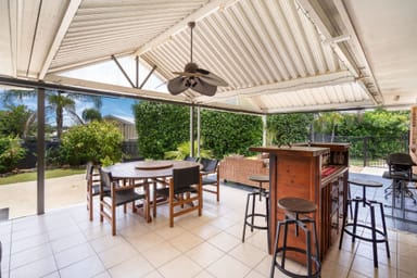 Property 10 Walnut Close, YAMANTO QLD 4305 IMAGE 0