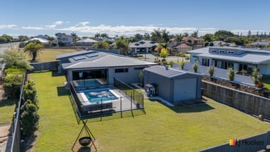 Property 190 Barolin Esplanade, Coral Cove QLD 4670 IMAGE 0