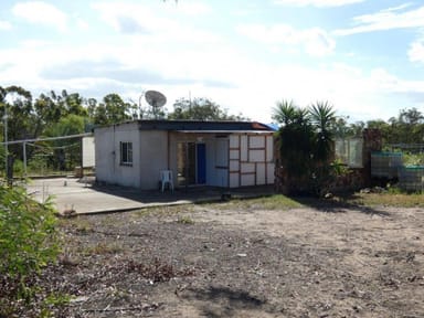 Property 255 Mollenhagens Road, Winfield QLD 4674 IMAGE 0