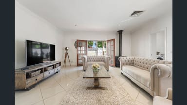 Property 12 Yale Court, Wangaratta VIC 3677 IMAGE 0
