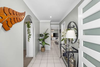 Property 3 Trochus Court, THORNLANDS QLD 4164 IMAGE 0